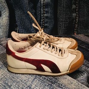 American Eagle Outfitters sneakers